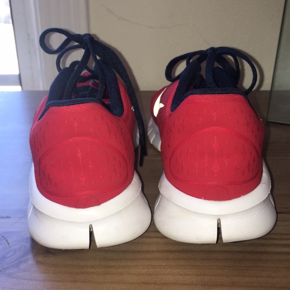NIKE- Red Free Run 3 - Picture 3 of 3
